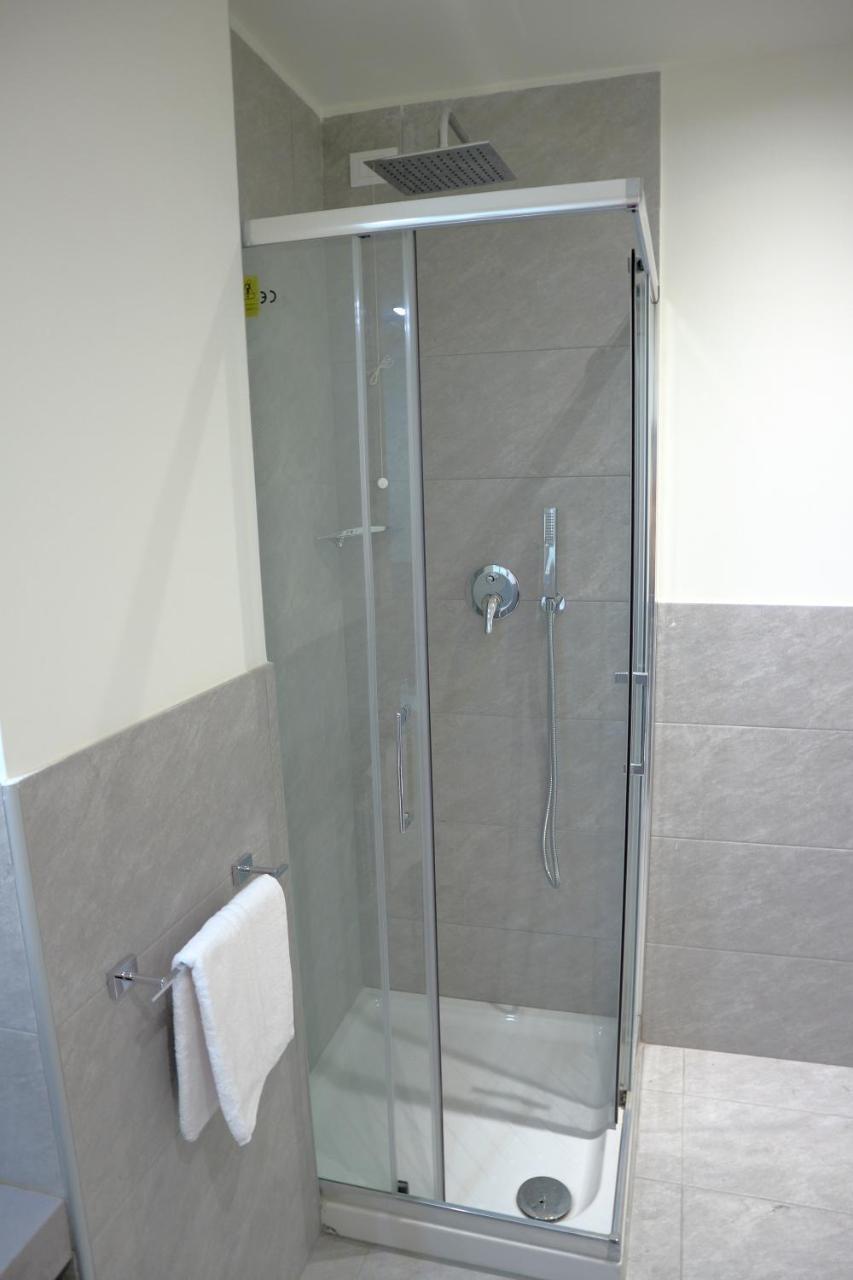 Dimora Dell'Arte - Foresteria Lombarda Smart Rent Sesto San Giovanni Exterior photo