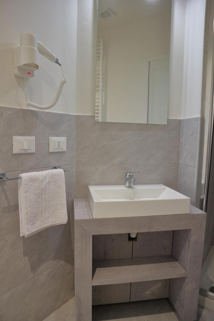 Dimora Dell'Arte - Foresteria Lombarda Smart Rent Sesto San Giovanni Exterior photo